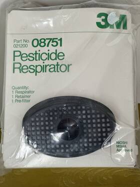 08751 3m Pesticide Respirator New In Box