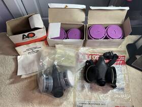 8-r12 American Optical 50119 New Ao Twin Cartridge Respirator And Willson Ar 700 With Filters Storage Bag