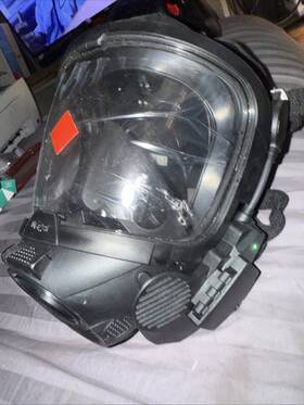 5900 Drager Cps Hazmat Air Tight Gas Mask