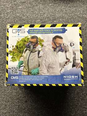 P100 Gvs 060233804375 Respirator Half Mask Organic Vapor Size Medium Large With Filters