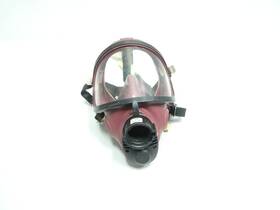 071.332.02 Isi Adjustable Gas Mask