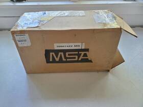 10007422 Msa New Millennium Gas Mask Size Medium Md