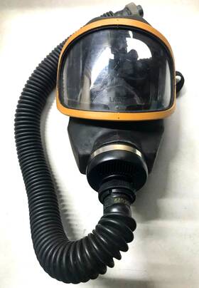 7-212-6 Msa Ultravue Demand Facepiece Single Port Respirator Gas Mask With Hose