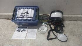 H05-8521 Sundstrom Safety Size M Mask Full Face Respirator Kit