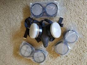 Ar700 Willson Respirator R685 - Half Mask Usa Made With 3 Filter Sets