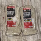 Pip Safety Large Cowhide Leather Work Gloves 4 Pair PRO86009. Fixed Price $9.99.