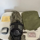 Usgi M40A1 (m/l) Complete Set: Mask, Hood, Outserts, Manual, Bag, Test Kit. Fixed Price $585.00.