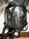 Adjustable Strap Face Gas Mask Isi 071.301.01 Qnty. Fixed Price $5.00.