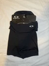 Oakley Balaclava Mask Windproof Outdoor Skiing Face Cover Black Os. Fixed Price $40.00.